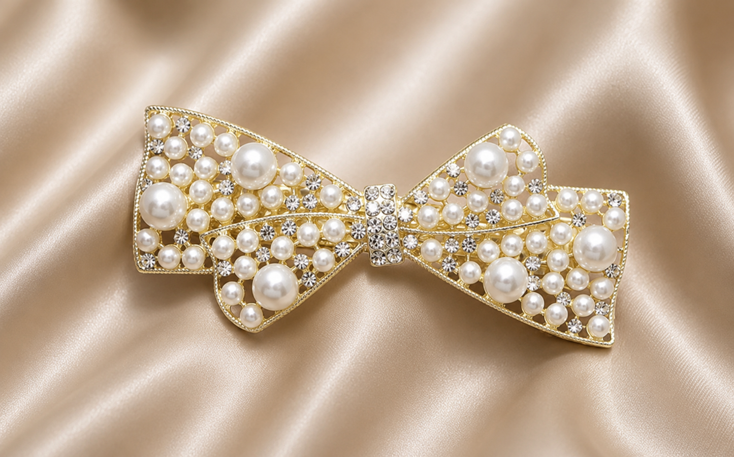 Pearl Bow Hair Clip